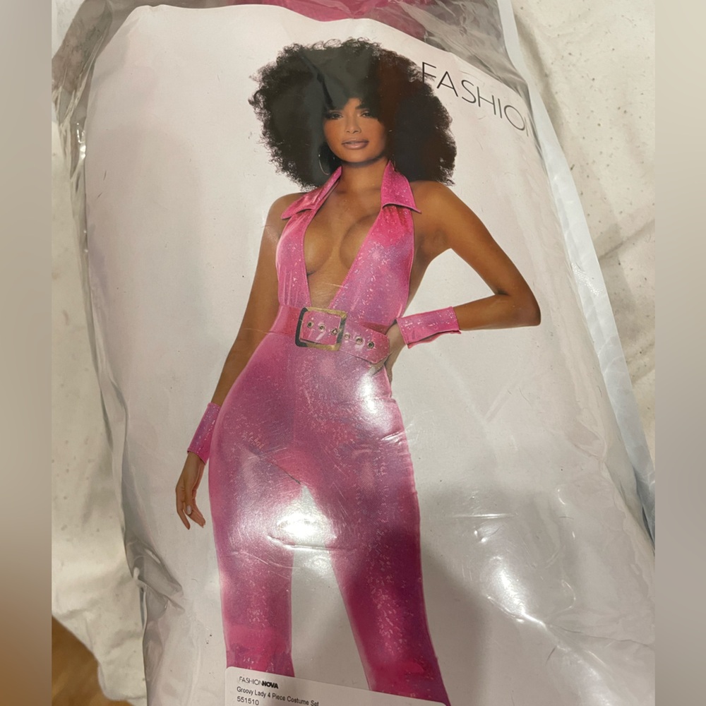 Groovy lady Halloween costume